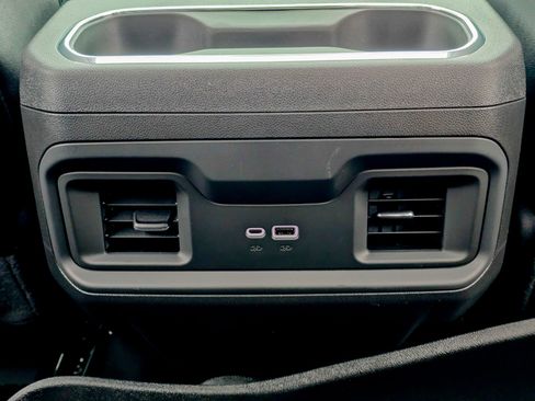 Used 2026 Chevrolet Silverado 1500 LT Trail Boss w/ Convenience Package II image 30