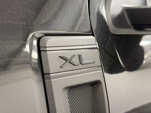 New 2026 Ford Maverick XL image 13