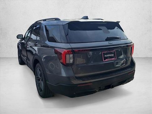 New 2026 Ford Explorer ST-Line w/ ST-Line Street Pack image 3