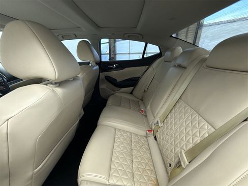 Used 2021 Nissan Maxima Platinum w/ Sport Mat Group image 38