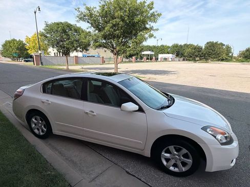 Used 2007 Nissan Altima 2.5 S w/ Convenience Plus Pkg FWD image 4