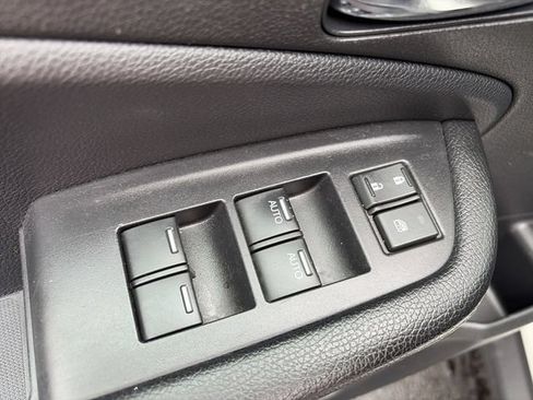 Used 2018 Honda Pilot EX image 13