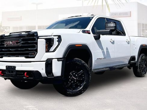 Used 2025 GMC Sierra 2500 AT4 w/ AT4 Premium Plus Package AWD/4WD image 28