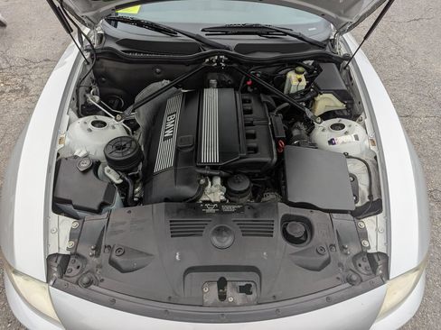 Used 2004 BMW Z4 3.0i RWD image 38