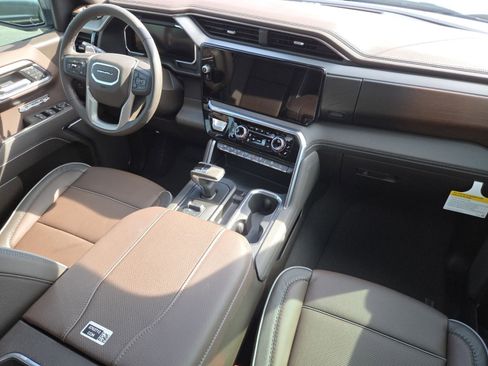 New 2026 GMC Sierra 1500 Denali w/ Denali Reserve Package image 28