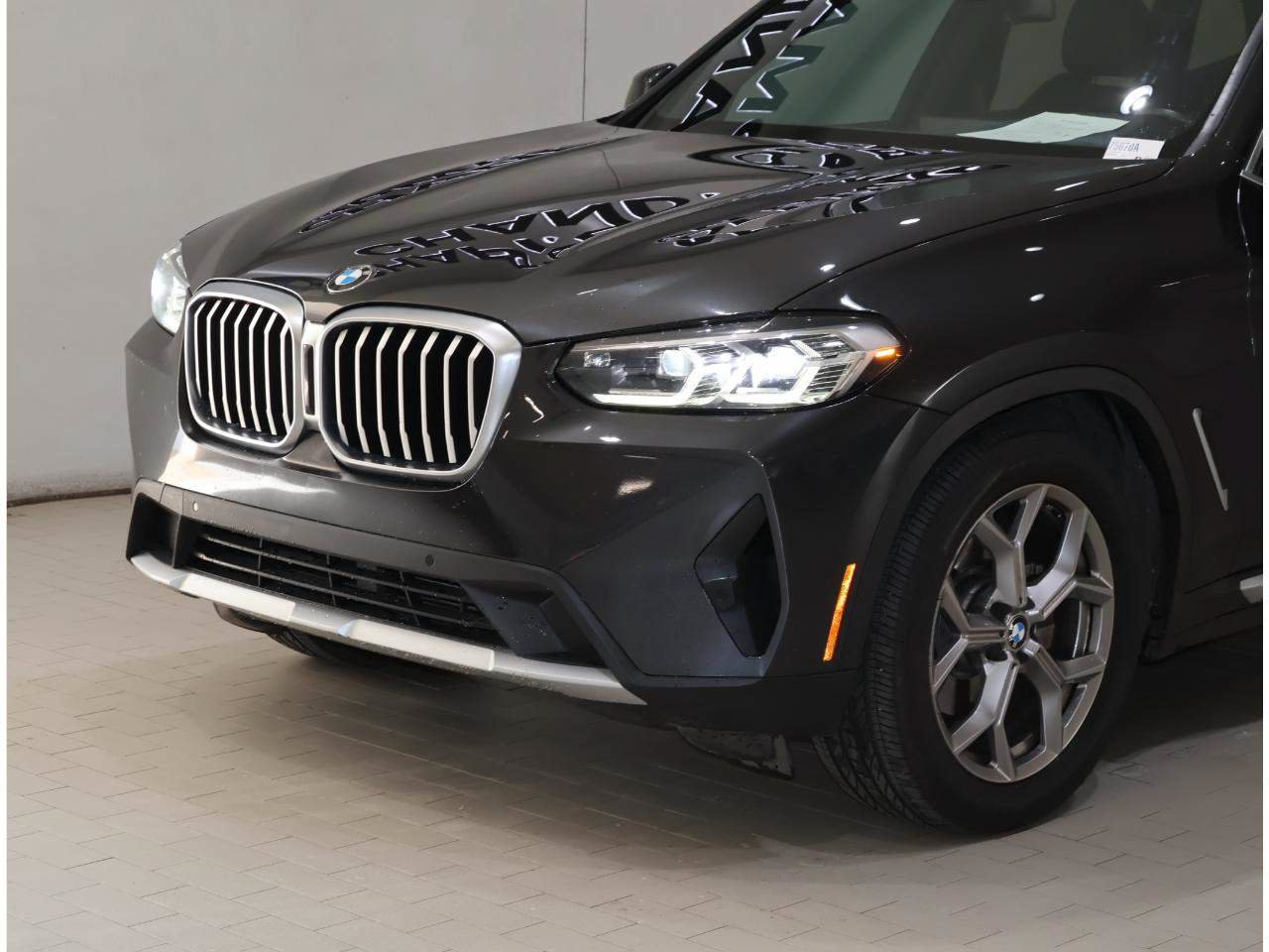 Used 2022 BMW X3 sDrive30i w/ Convenience Package RWD image 2