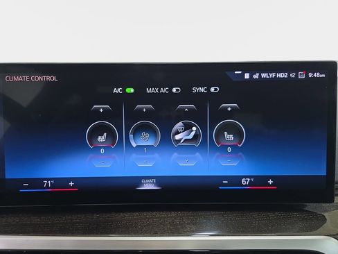 Used 2023 BMW 330i Sedan w/ M Sport Package image 22