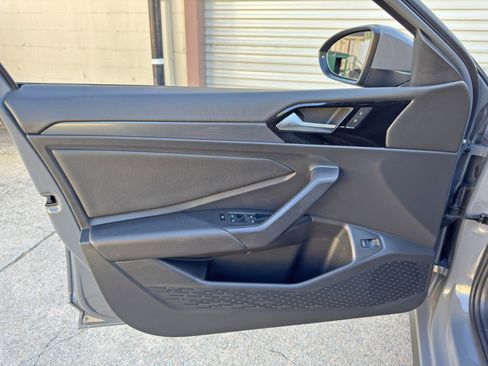 Used 2019 Volkswagen Jetta GLI Autobahn FWD image 35