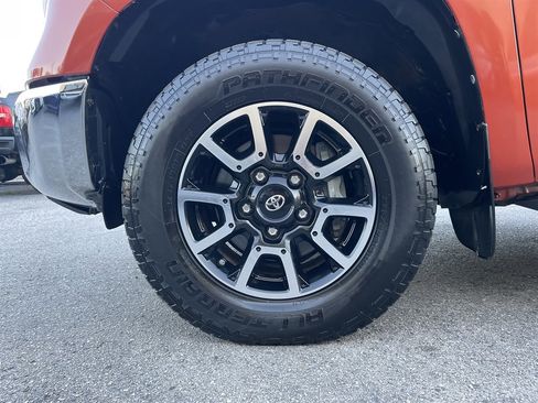 Used 2016 Toyota Tundra SR5 w/ TRD Off Road Package image 29