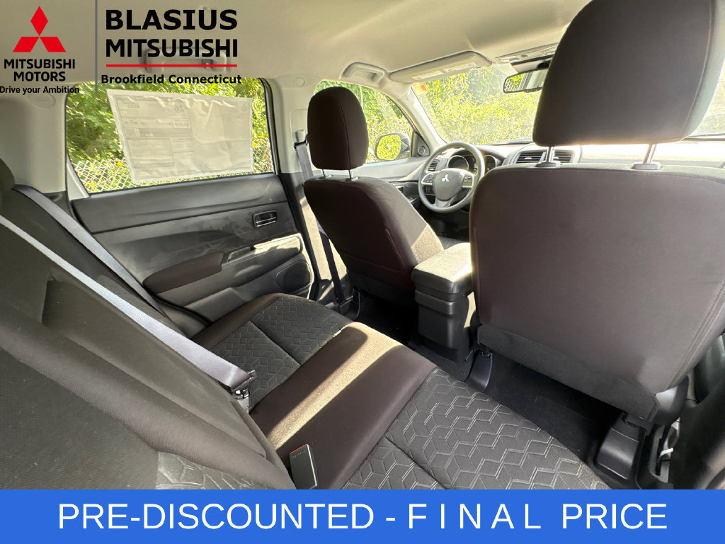Used 2025 Mitsubishi Outlander Sport ES AWD/4WD image 44