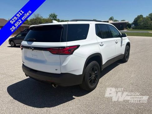 Used 2023 Chevrolet Traverse LT FWD image 6