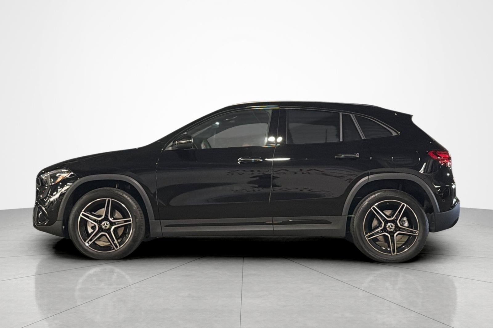 New 2026 Mercedes-Benz GLA 250 image 2