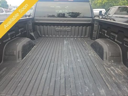 Used 2022 GMC Sierra 1500 Elevation w/ Max Trailering Package AWD/4WD image 9