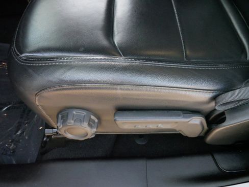 Used 2021 Jeep Wrangler Unlimited Sahara image 20