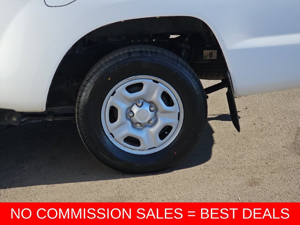 Used 2015 Toyota Tacoma 2WD Access Cab image 35