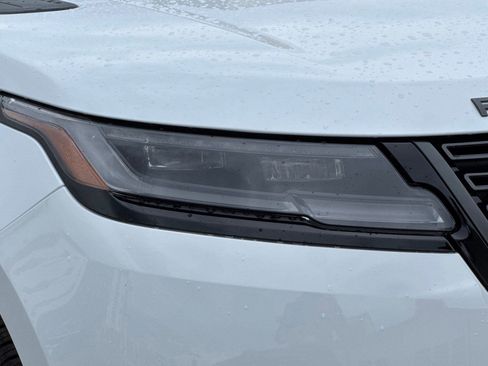 New 2026 Land Rover Range Rover Velar Dynamic SE AWD/4WD image 10