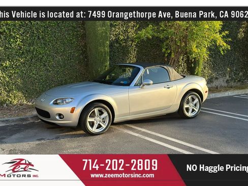 Used 2007 MAZDA MX-5 Miata Sport RWD image 9