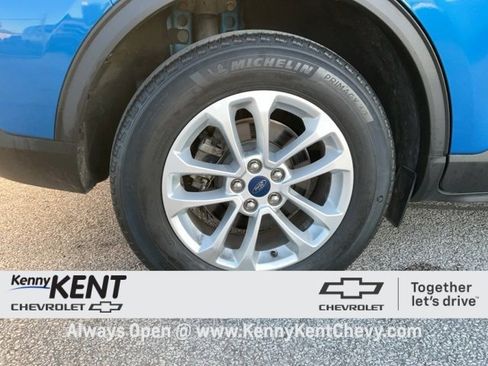 Used 2020 Ford Escape SE image 9