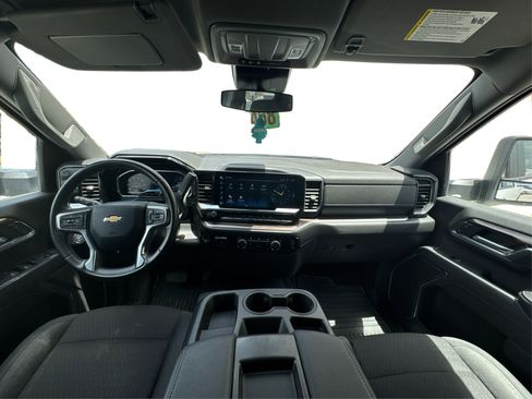 Certified 2024 Chevrolet Silverado 2500 LT image 28