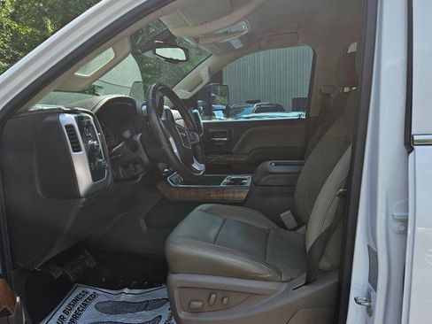 Used 2017 GMC Sierra 3500 SLT w/ Duramax Plus Package image 12