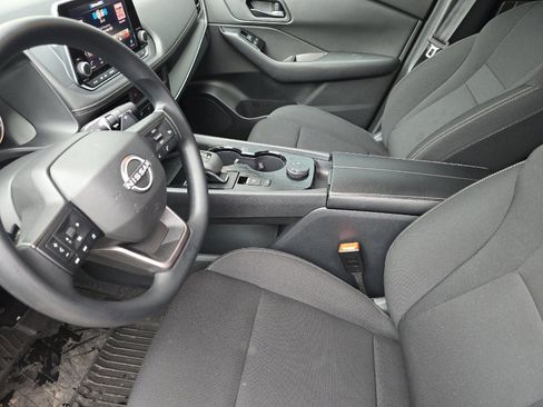 Certified 2025 Nissan Rogue S AWD/4WD image 9