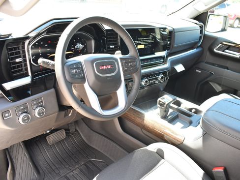 New 2026 GMC Sierra 1500 Elevation w/ Preferred Package AWD/4WD image 18
