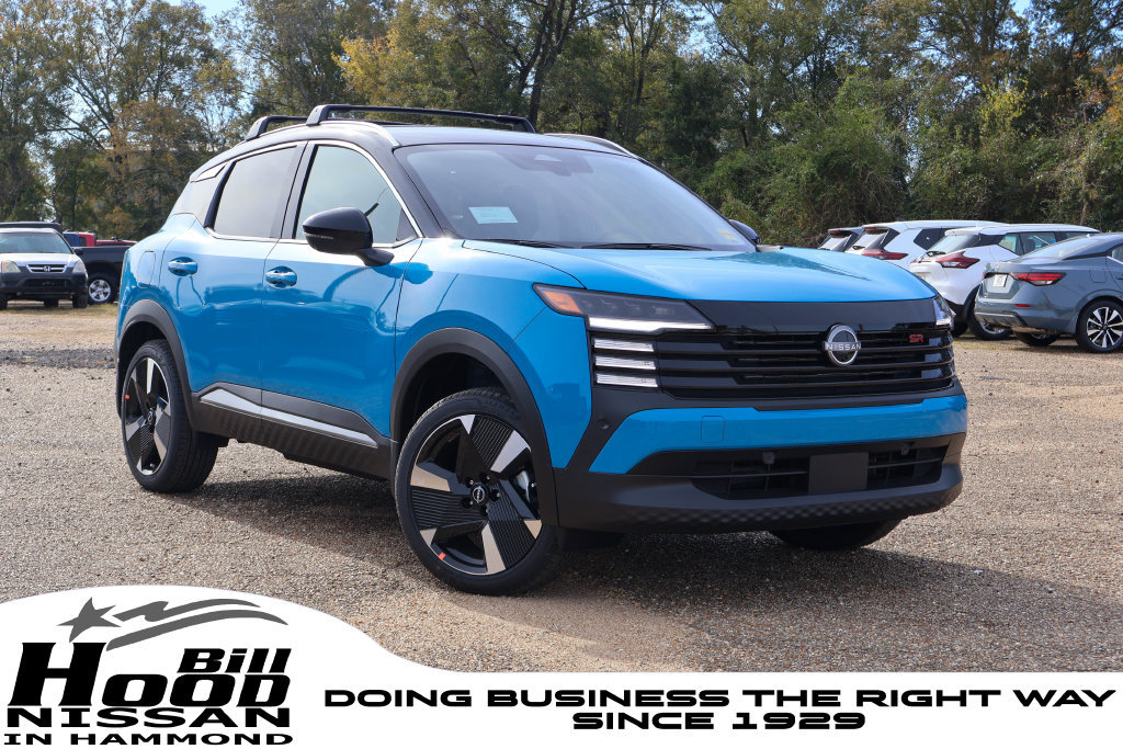 New 2026 Nissan Kicks SR w/ Cold Weather Package AWD/4WD image 1