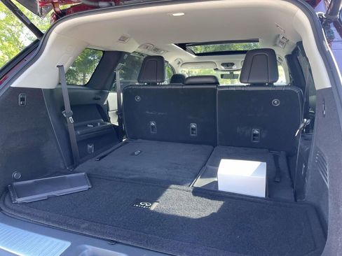 Used 2023 INFINITI QX60 Luxe w/ Vision Package FWD image 11