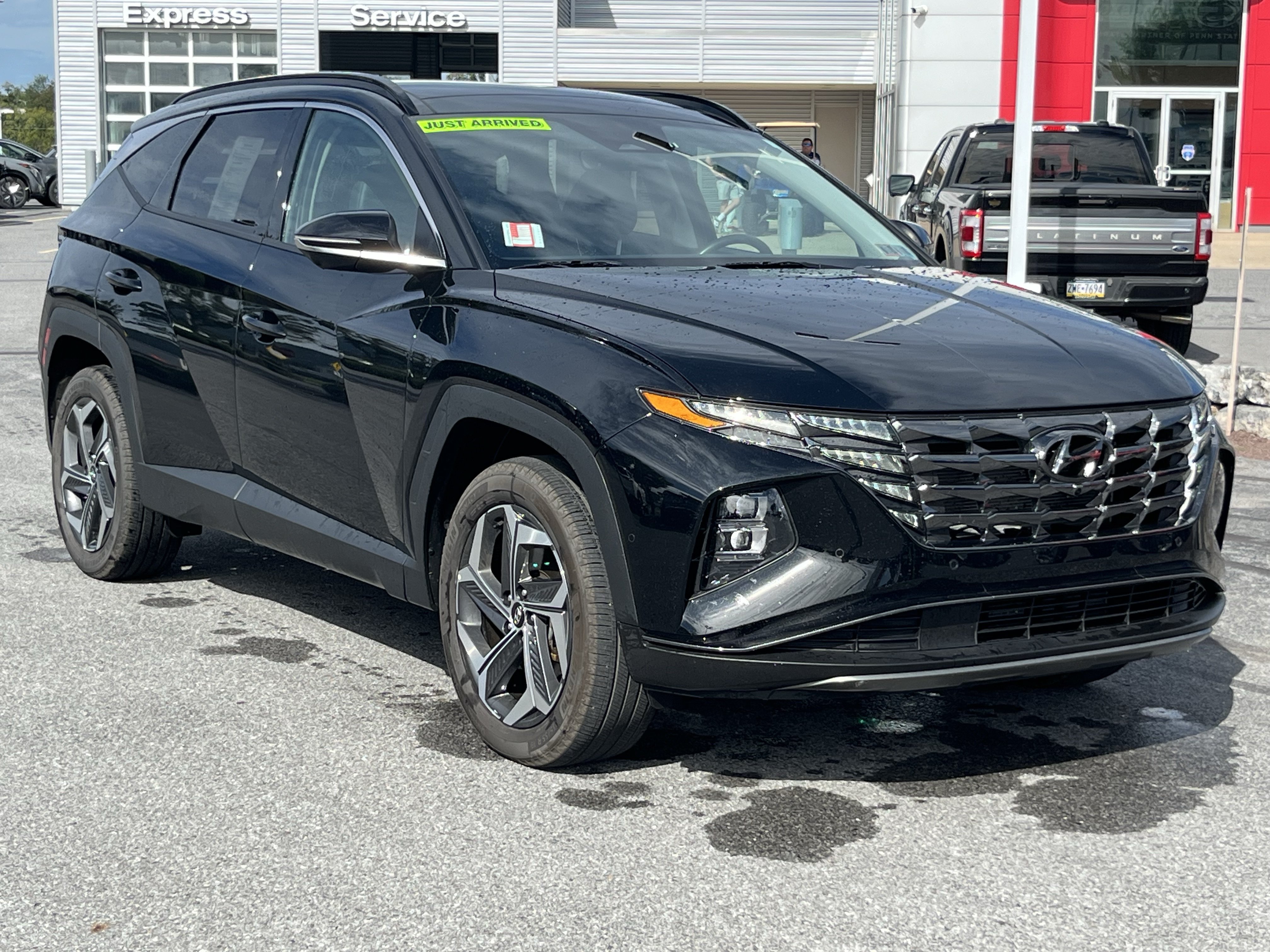 Used 2024 Hyundai Tucson Limited AWD/4WD image 1