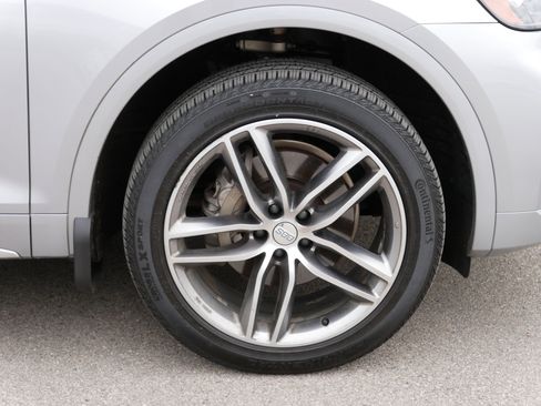 Used 2022 Audi Q5 2.0T Premium Plus image 15