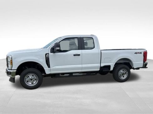 New 2026 Ford F250 XL w/ XL Chrome Package AWD/4WD image 12