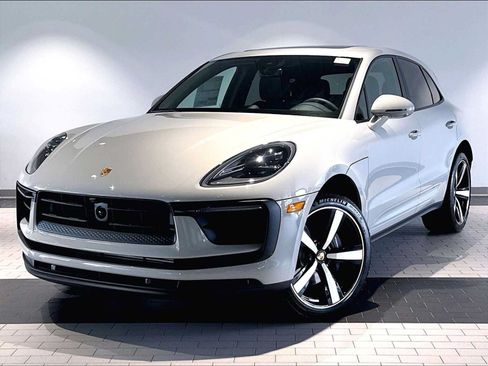 New 2026 Porsche Macan AWD/4WD image 1