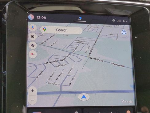 New 2026 Volvo XC40 B5 Plus w/ Protection Package Premier image 21