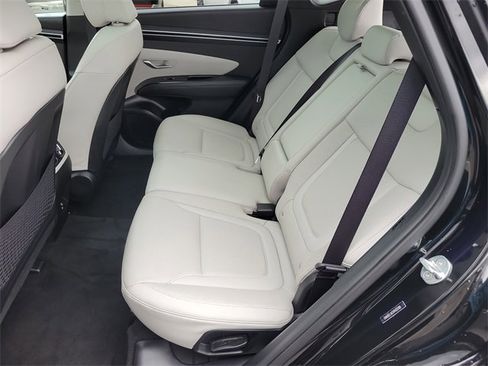 Used 2023 Hyundai Tucson Limited image 20