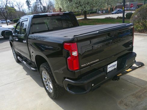 Used 2024 Chevrolet Silverado 1500 LTZ w/ LTZ Premium Package image 10