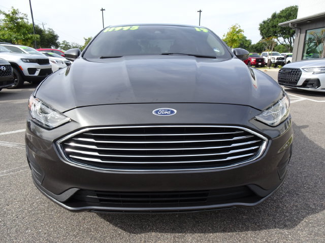 Used 2019 Ford Fusion SE FWD image 9