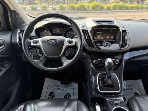 Used 2013 Ford Escape Titanium w/ Parking Technology Pkg AWD/4WD image 20