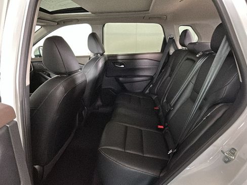 Used 2023 Nissan Rogue SL AWD/4WD image 31