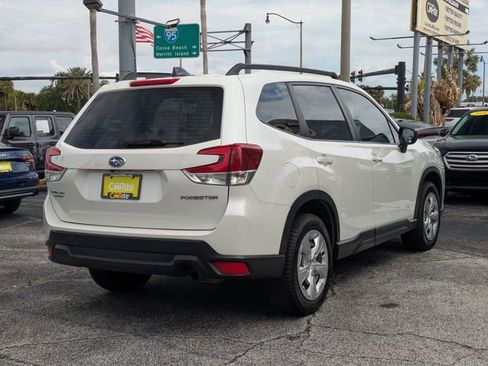 Used 2024 Subaru Forester AWD/4WD image 5