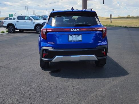 Used 2026 Kia Seltos S AWD/4WD image 3