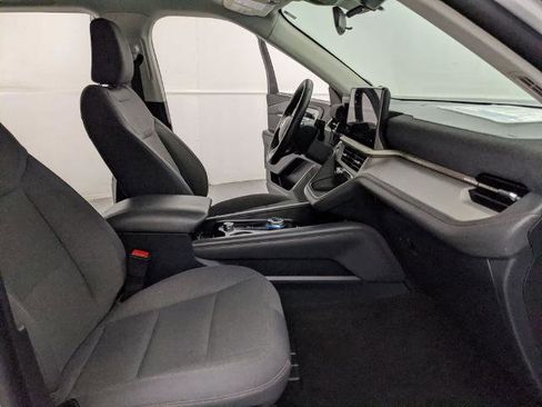 Certified 2025 Ford Explorer Active image 22