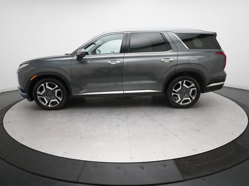 Used 2024 Hyundai Palisade Limited image 24