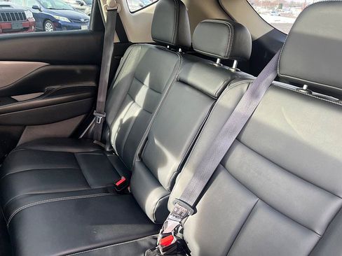 Used 2023 Nissan Murano SV image 22