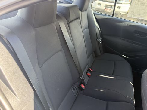 Used 2025 Toyota Corolla LE image 17