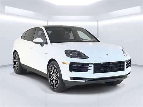 New 2026 Porsche Cayenne E-Hybrid Coupe image 9