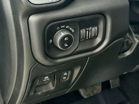 Used 2026 RAM 1500 Laramie AWD/4WD image 10