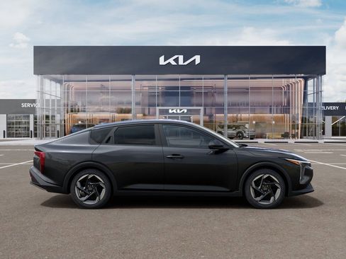 New 2026 Kia K4 EX image 7