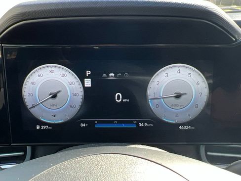 Used 2025 Hyundai Elantra SEL FWD image 16