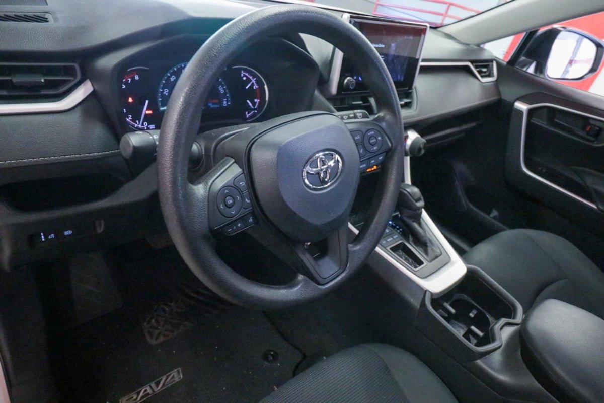 Used 2024 Toyota RAV4 LE FWD image 12