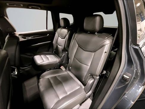 Used 2020 Cadillac XT6 Sport image 28